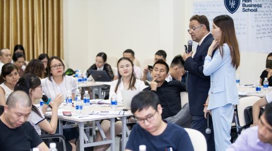 Khóa học CEO tại Hà Nội, HCM - Q&A Quản lý bán hàng - Ảnh 1